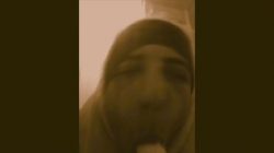 Marokańska dziewczyna hidżabu Głębokie gardło Połykanie spermy